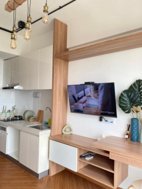 skystory.inn warm and cozy studio @Skyhouse BSD+